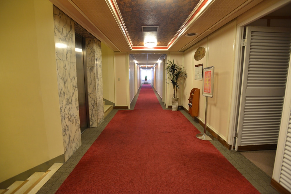 Hua Guo Hotel 28/50