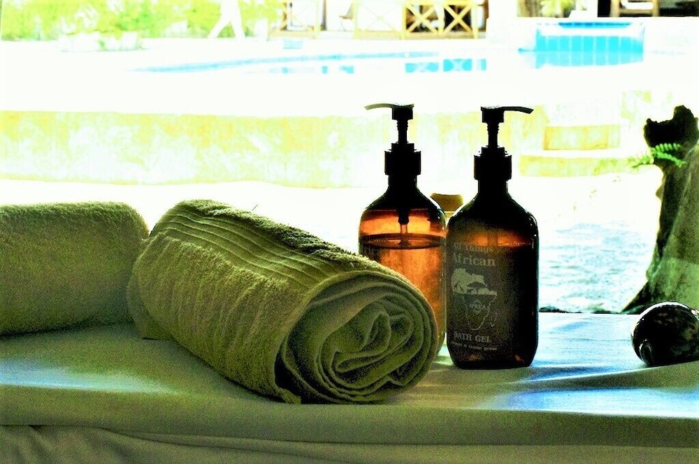 Sea View Lodge Boutique Hotel 33/76