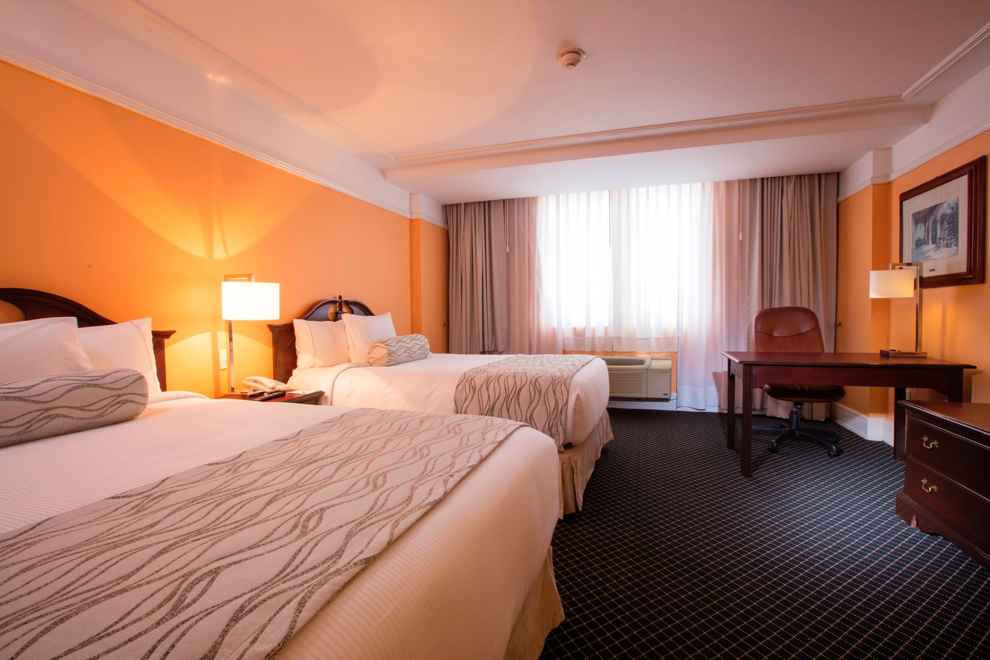 Deluxe, Double Bed