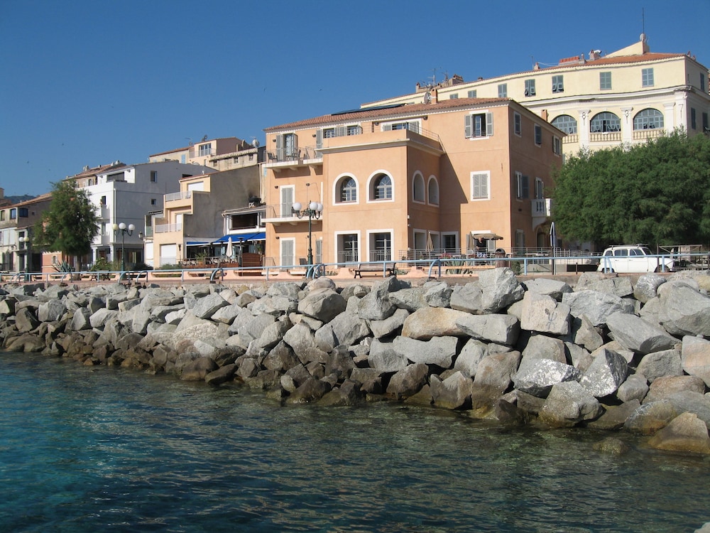 Hotel Perla Rossa 65/75