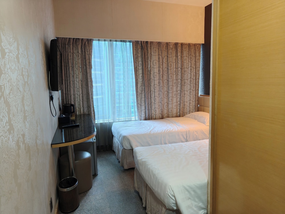 H1 Hotel 33/55