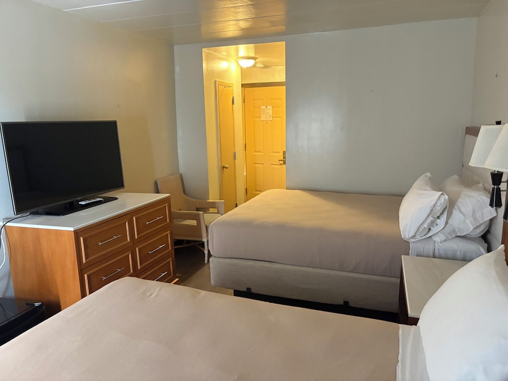 Airway Inn at LaGuardia 31/44