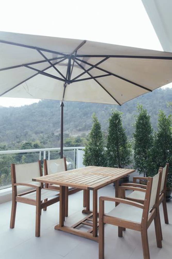 The Peak Residence 14/21