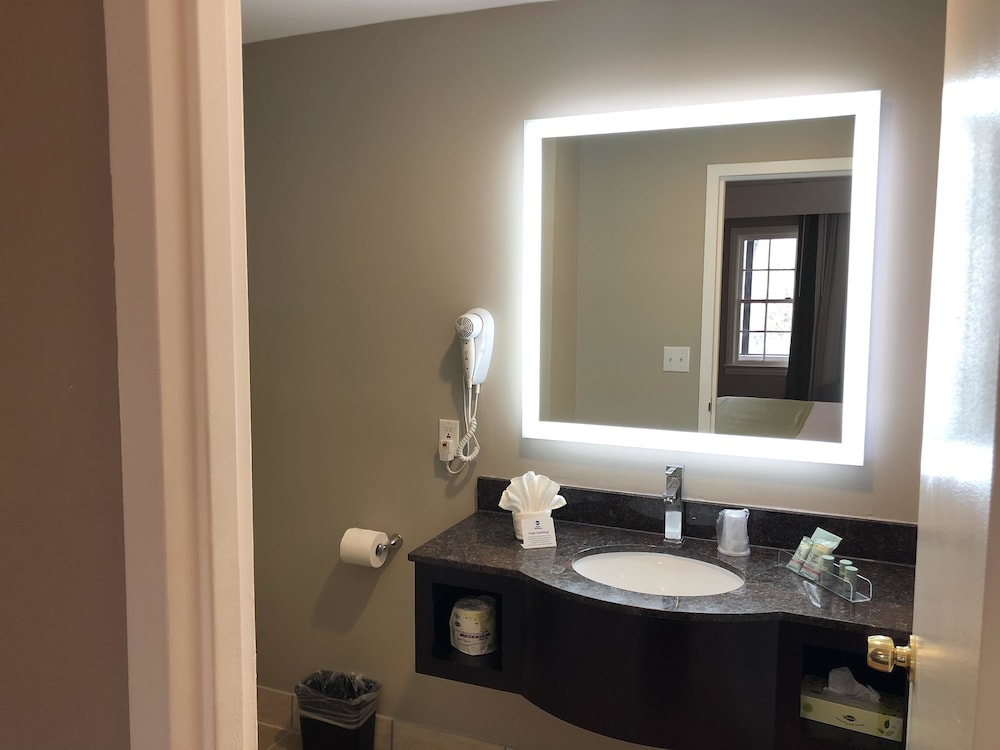 Best Western Fort Lee 16/20