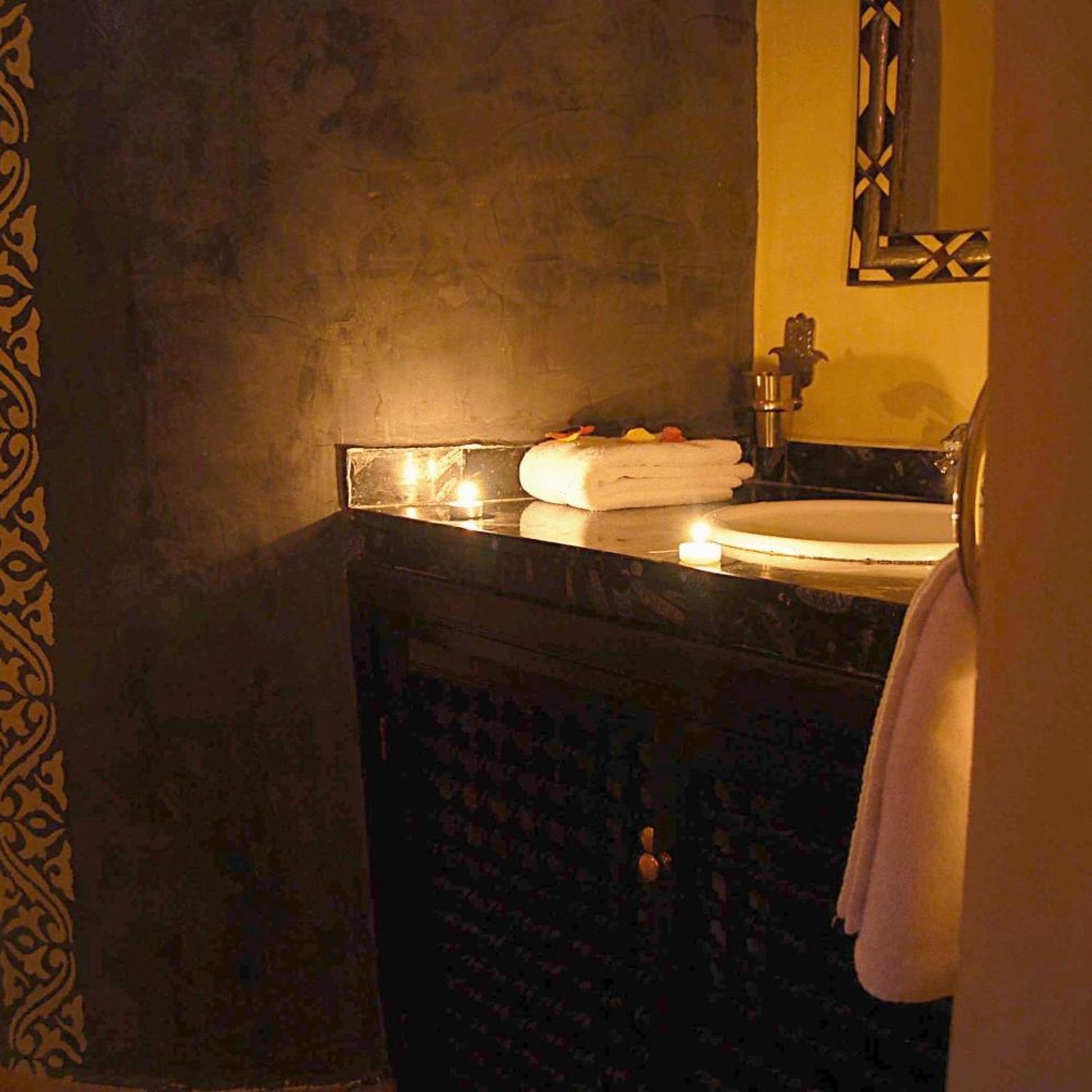 Yasmina, Double or Twin Bed، Riad Mille Et Une Nuits 6/7