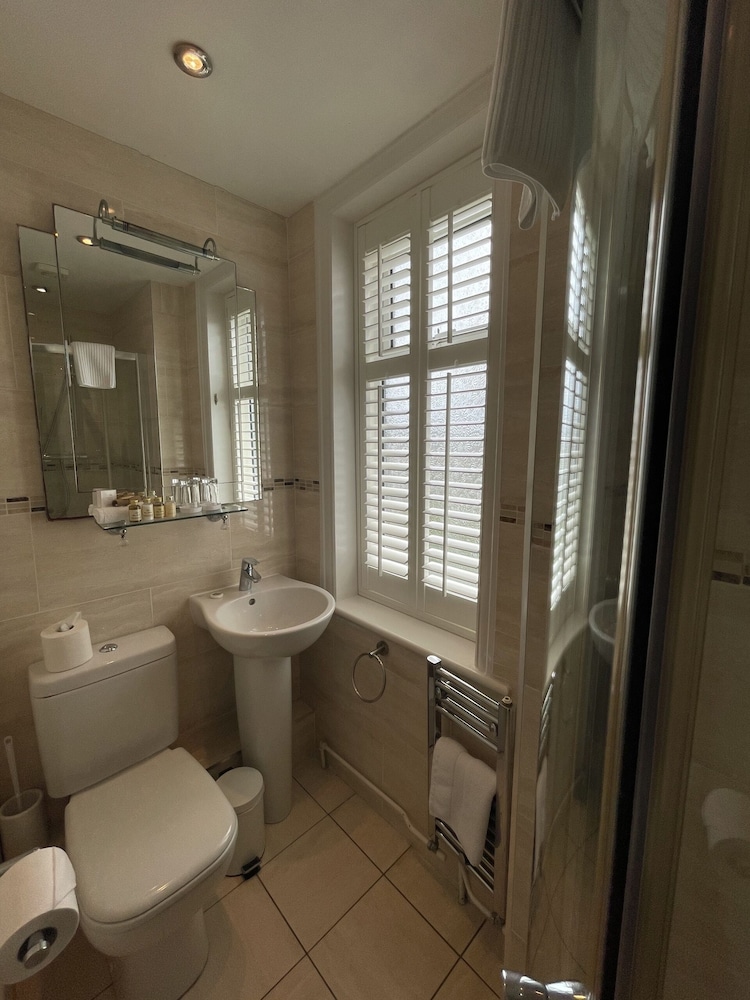 Grosvenor Lodge Guest House 18/18