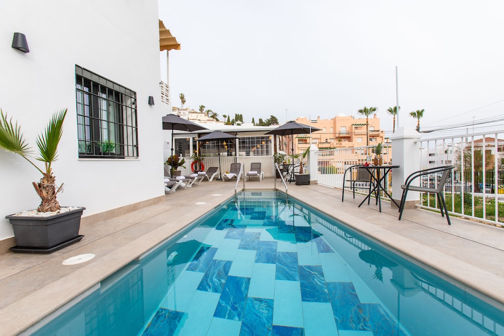 Boutique Rooms Playa Burriana 4/70