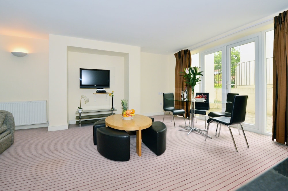 W6 Hotel 48/74