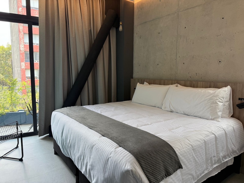 Street Art Hotel Roma 17/50