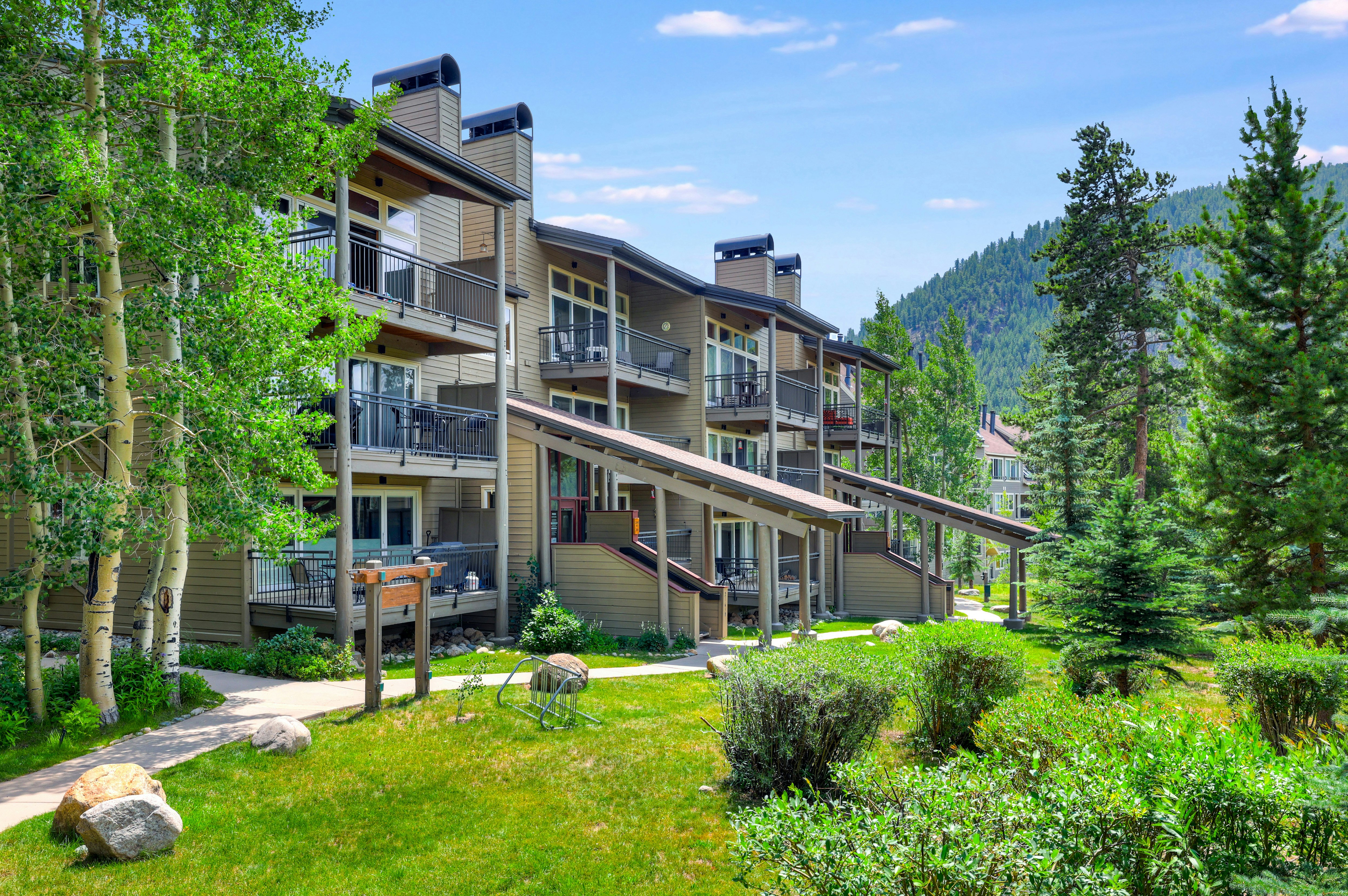 Forest Condominiums 2/69