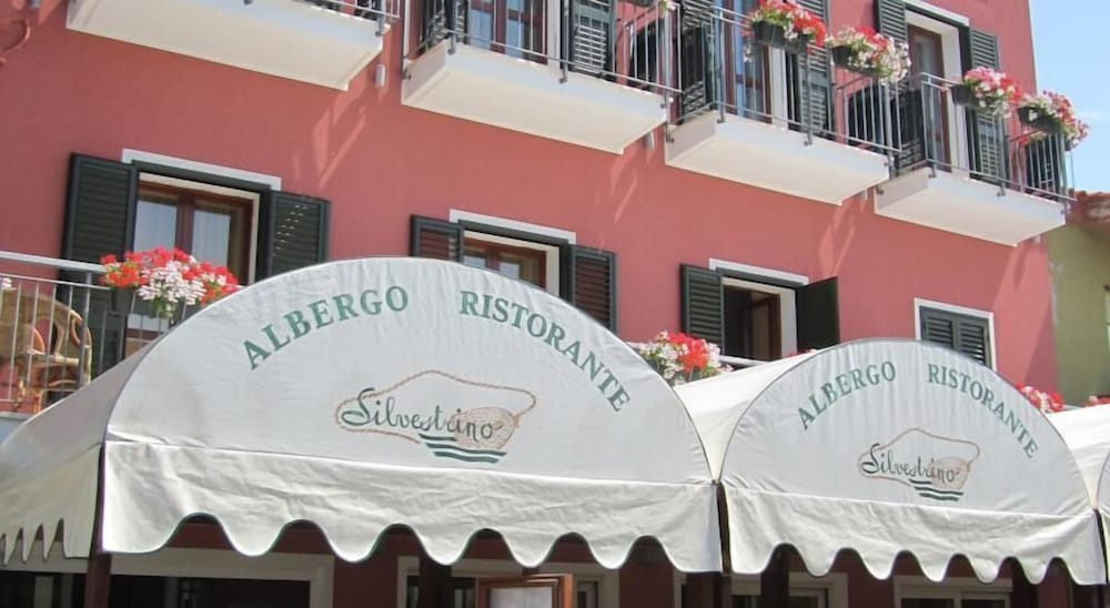 Hotel Ristorante Silvestrino 6/45