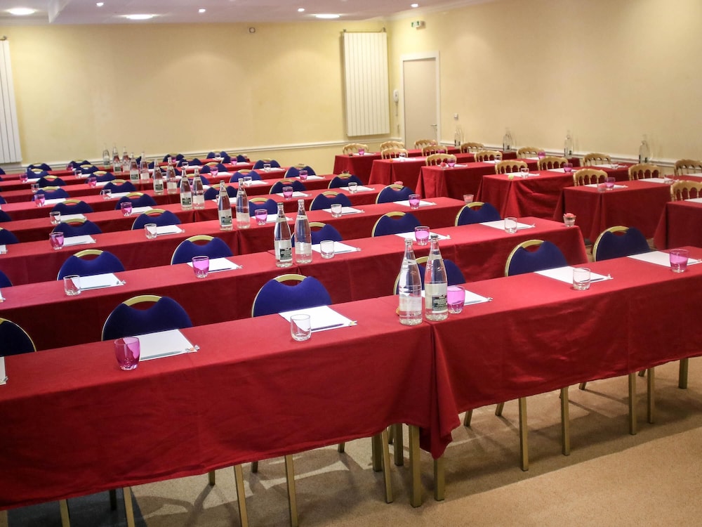 Mercure Saint Nectaire Spa and Bien etre Hotel 36/49