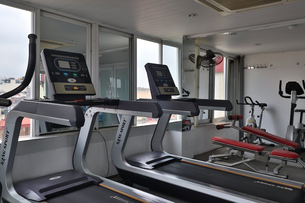 Golden Cyclo Premier Hotel Powered By Fave 37/56