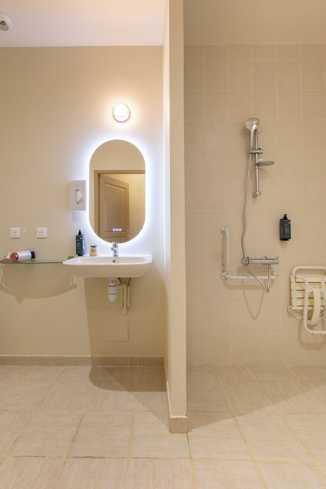 Domaine de la Courbe Hotel & Spa 12/65