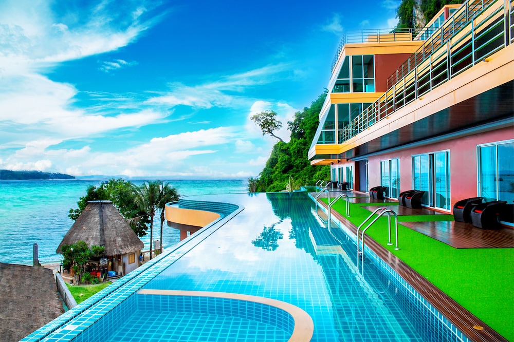 Phi Phi Cliff Beach Resort 9/69