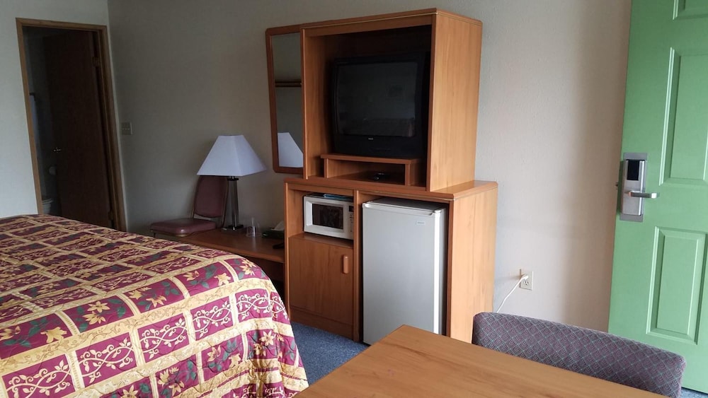 Milwaukie Inn Portland South 9/55