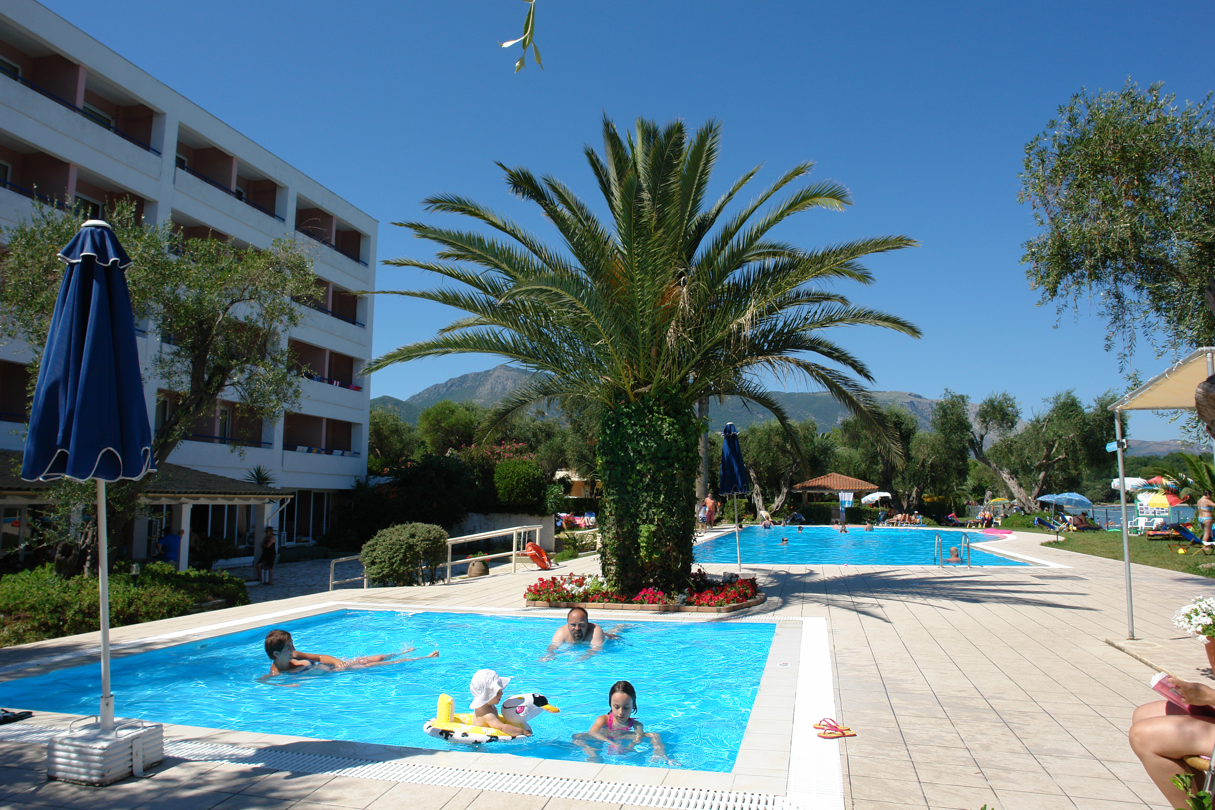 Elea Beach Hotel 34/39