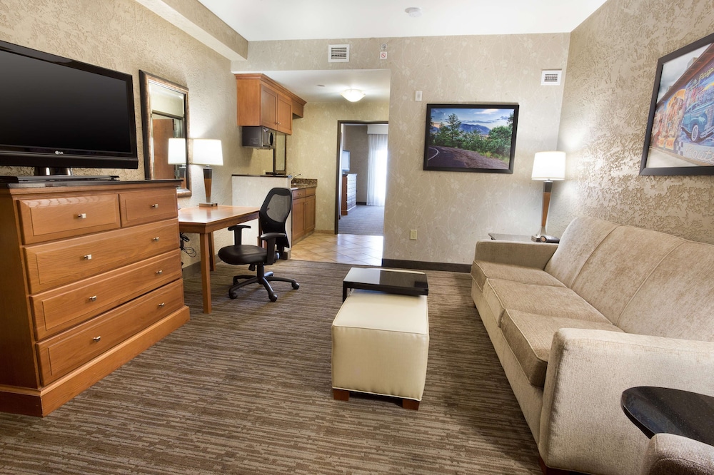 Drury Inn & Suites Flagstaff 26/41