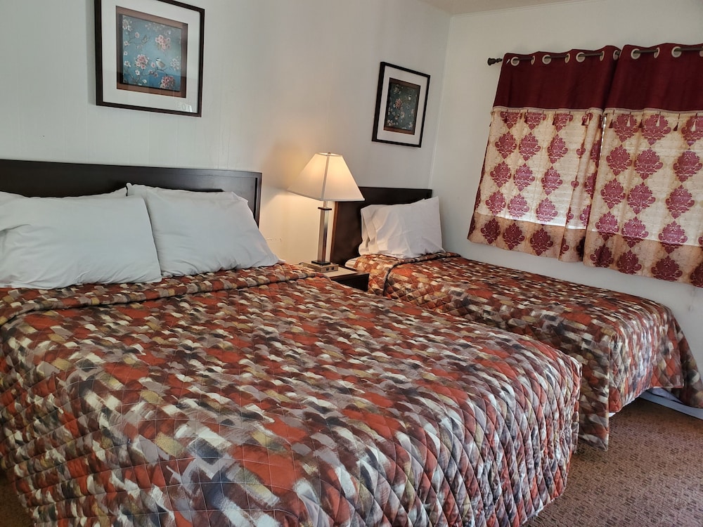 Sonoma Lodge 6/62