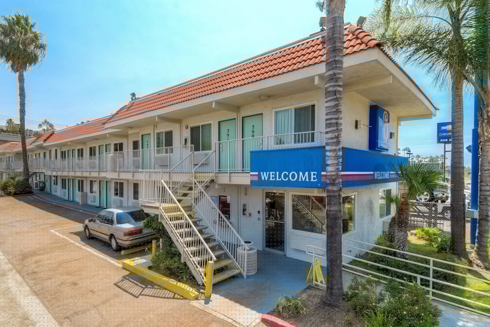 Motel6 La Mesa, CA - San Diego 8/58