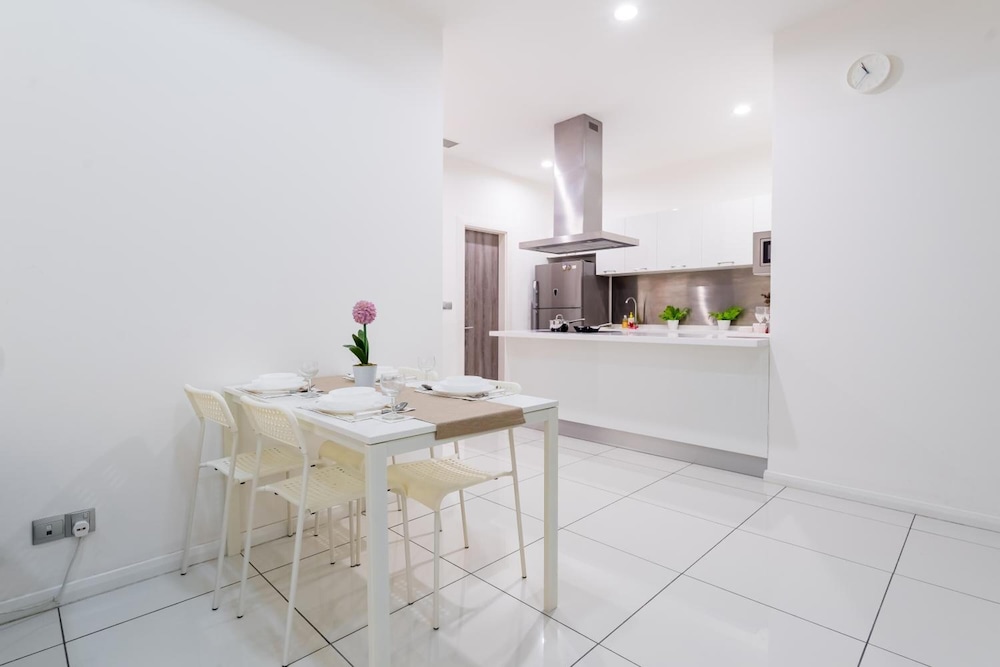 A Place Define Happiness In M Suite Klcc 9/50