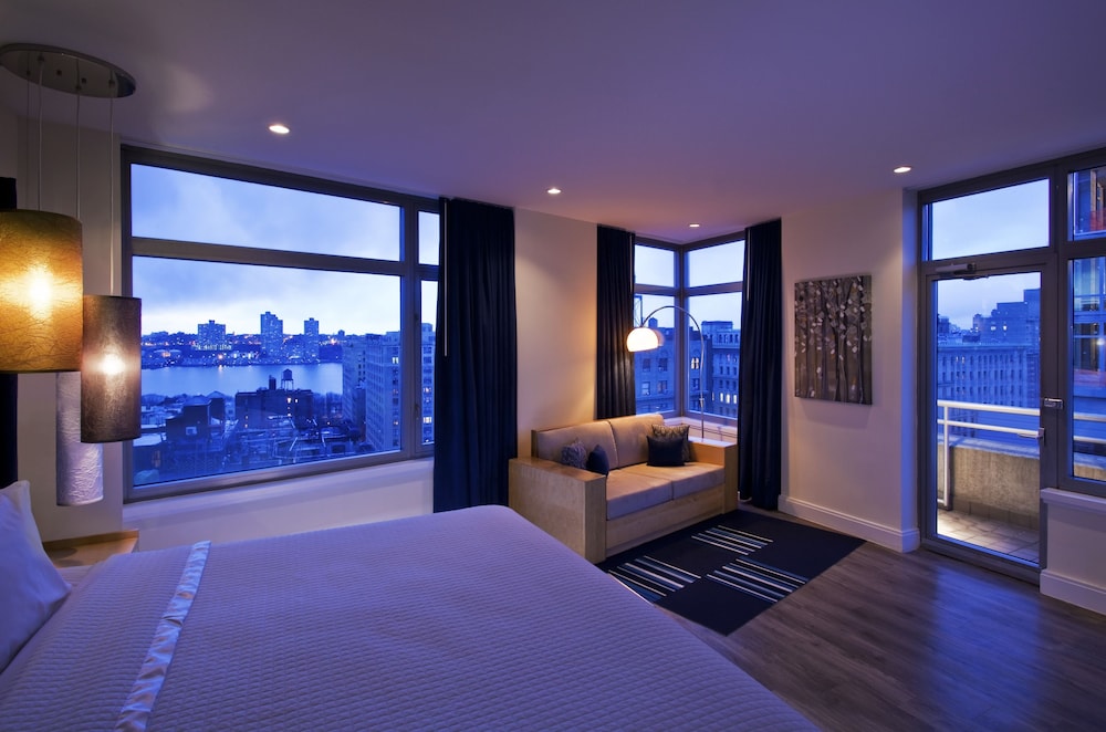Arthouse Hotel New York 41/71