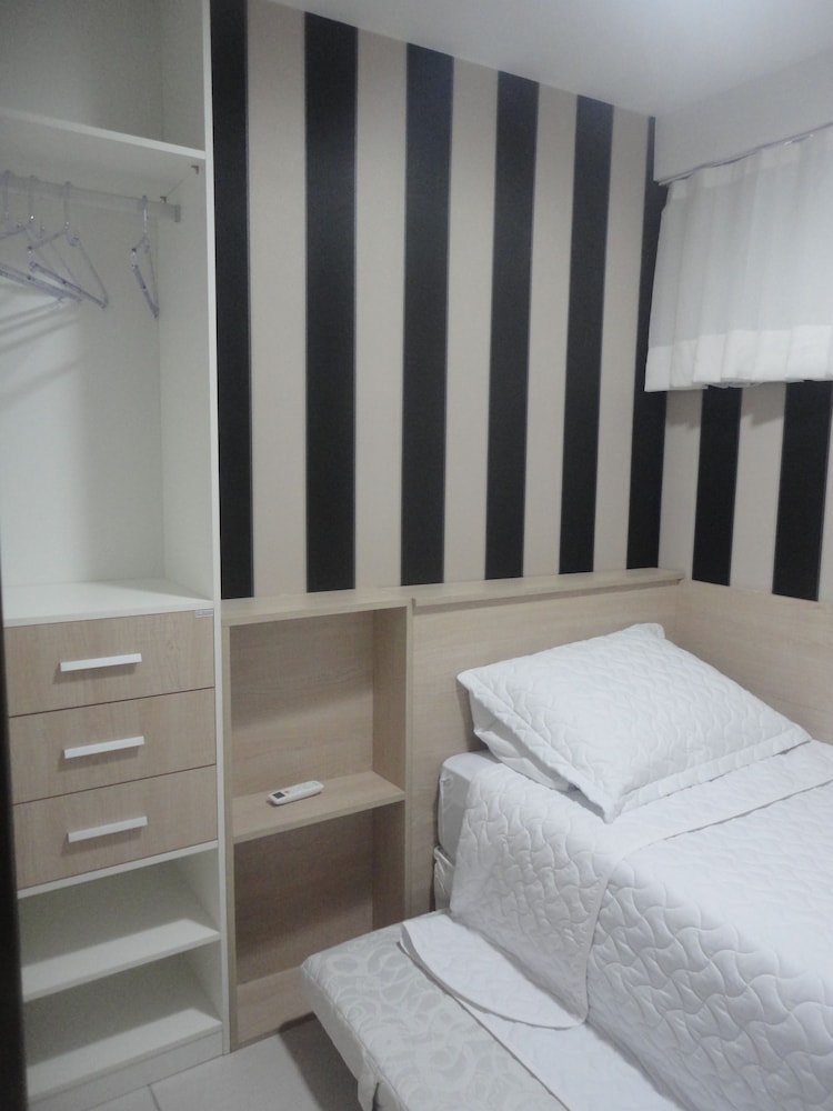 2 Bedrooms, Apartment, Sea View