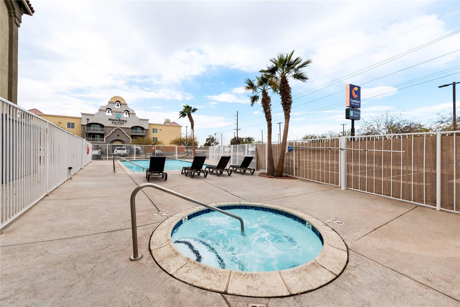 MainStay Suites El Centro I-8 7/23