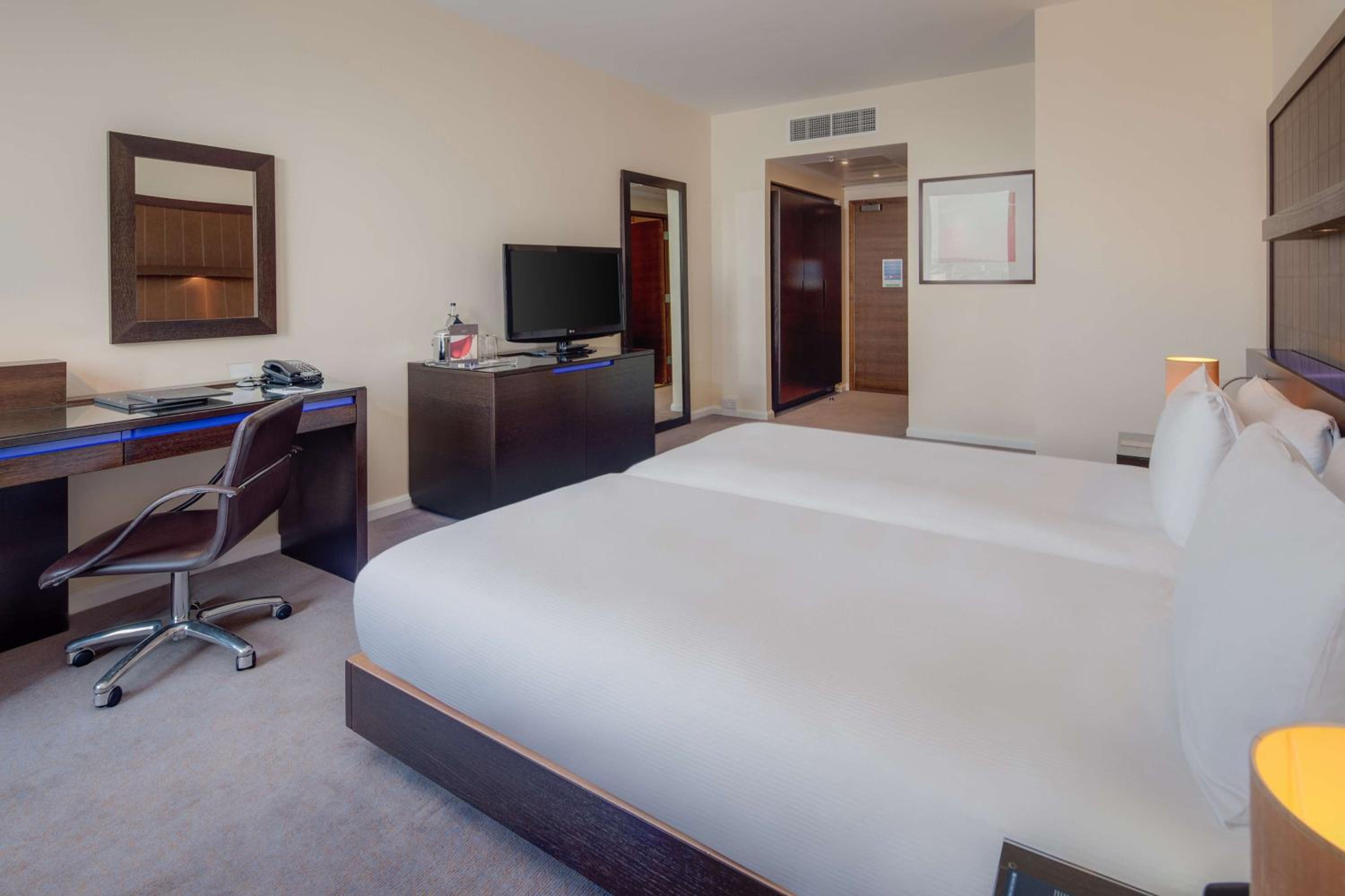 غرفة بسريرين منفصلين، Hilton London Canary Wharf 8/15