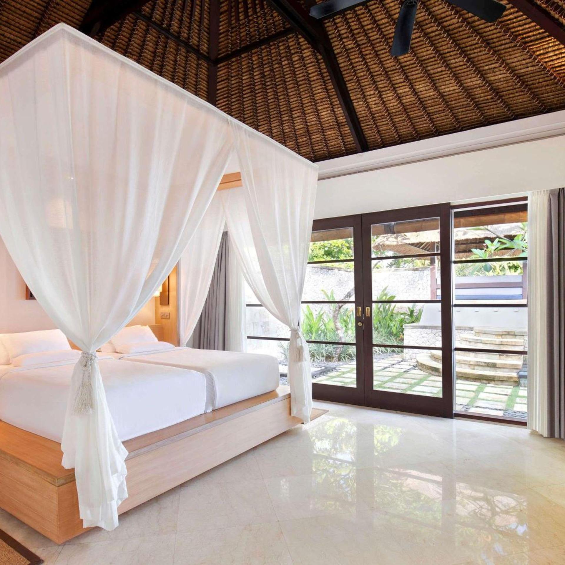 2 Bedrooms, Villa, Beach Front, Private Pool