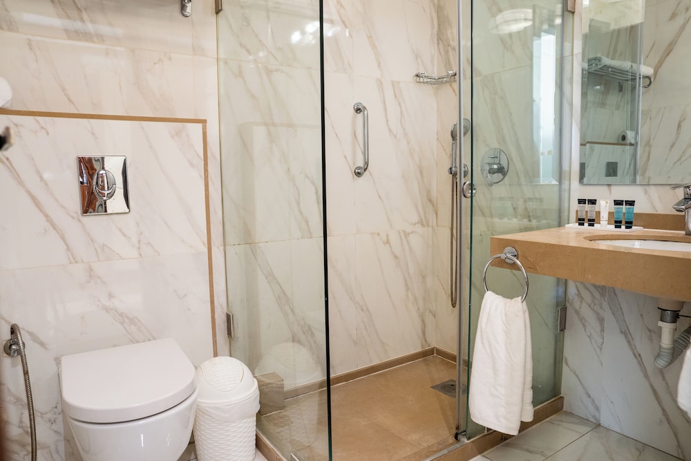Grand Concerto Hotel 47/50