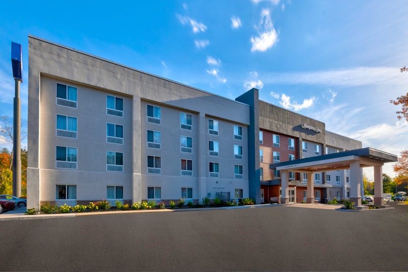 Hampton Inn Waterbury Ct 2/22