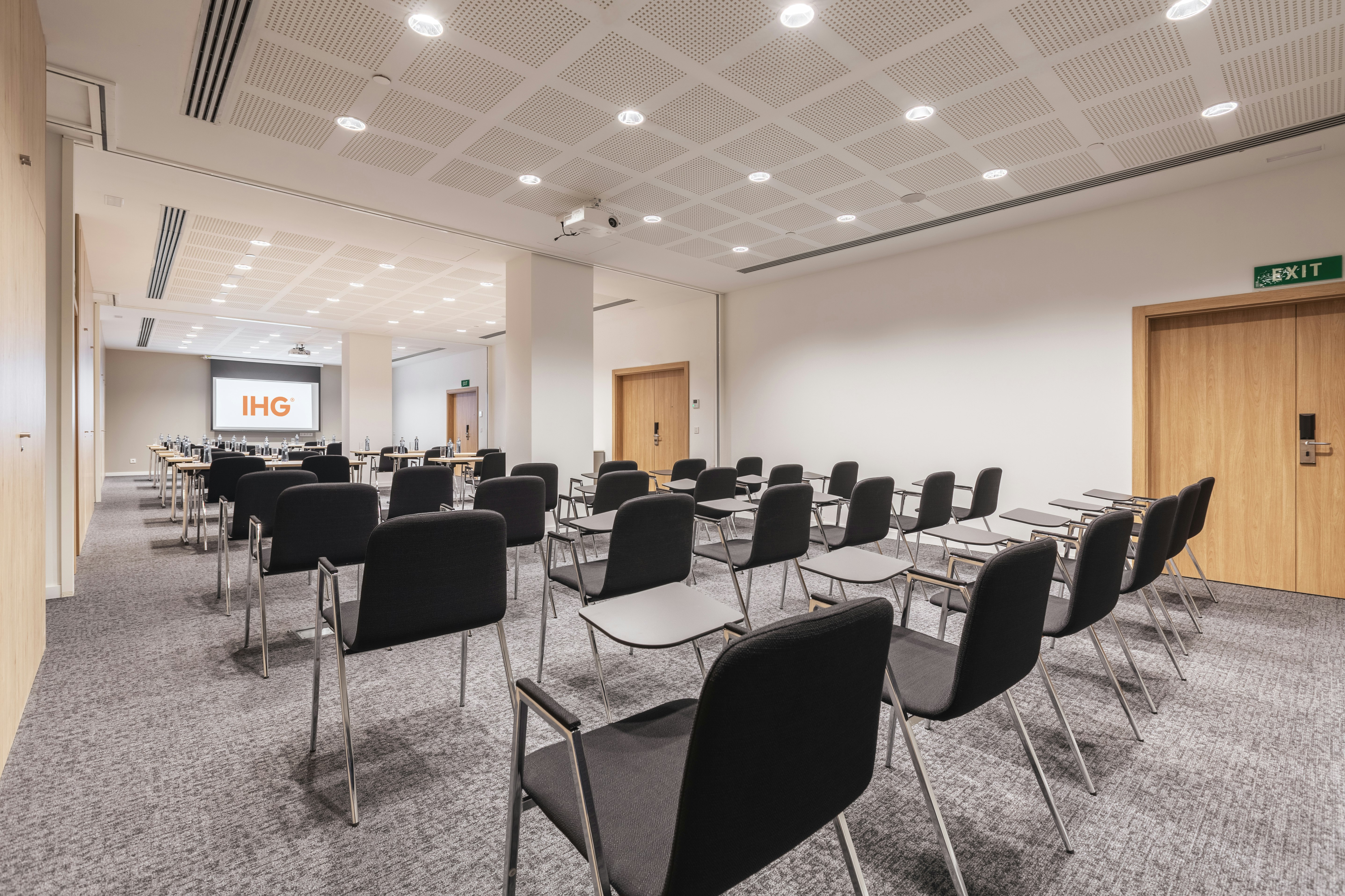Holiday Inn Barcelona - Sant Cugat, an IHG Hotel 30/36