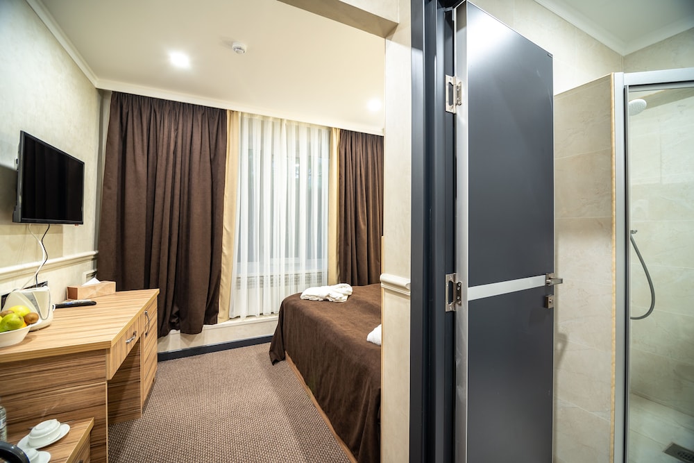 Mildom City Hotel 22/26