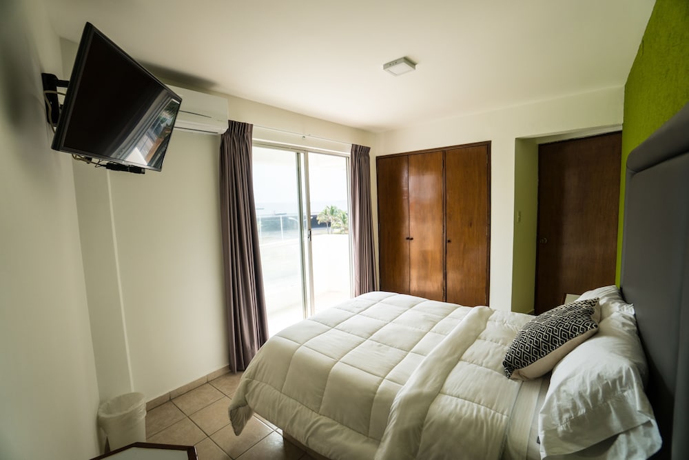 Hotel Suites Regina 18/30