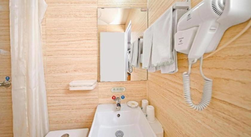 Greentree Inn Binzhou Wudi Ginza Square Express Hotel 47/47