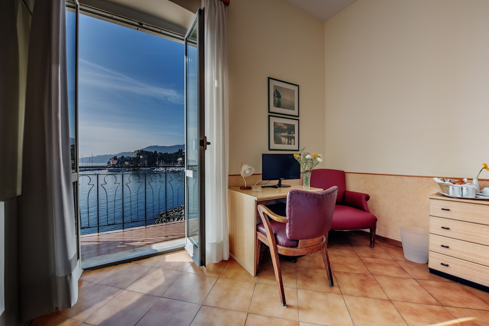 Hotel Italia e Lido Rapallo 37/71
