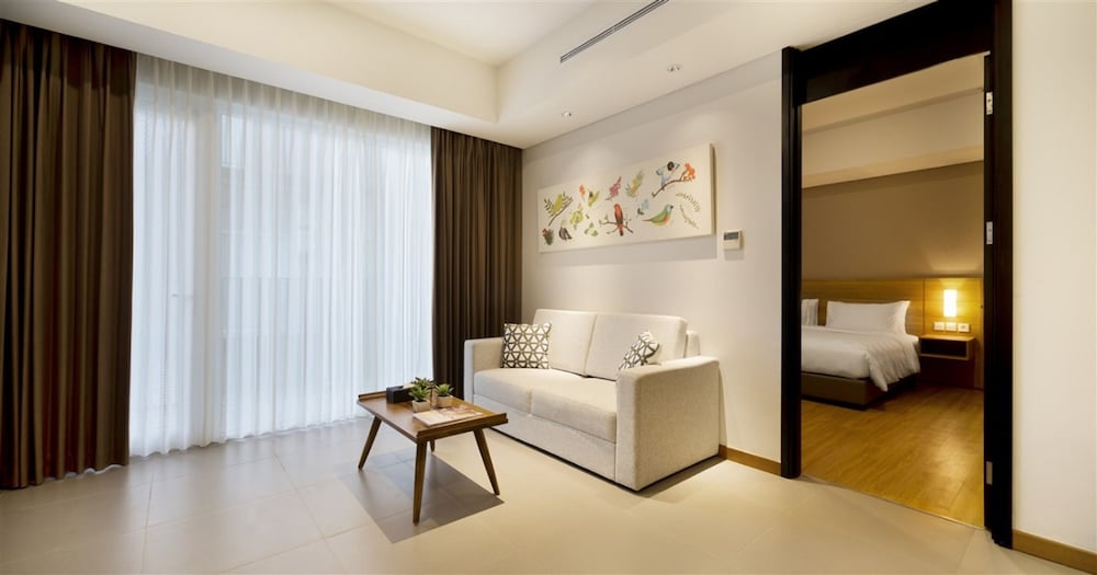 Aviary Bintaro 14/49