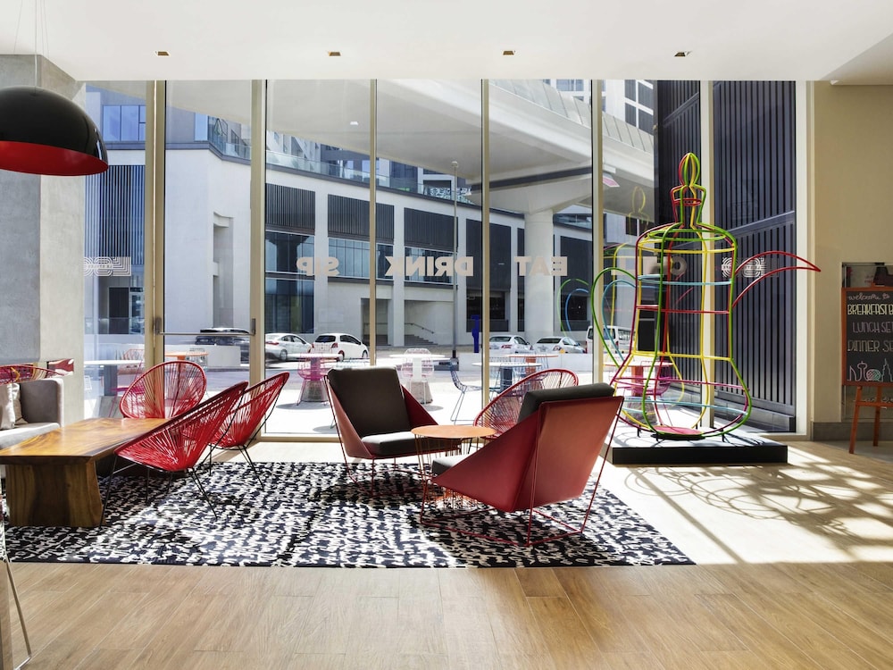 Ibis Styles Dubai Airport 43/66