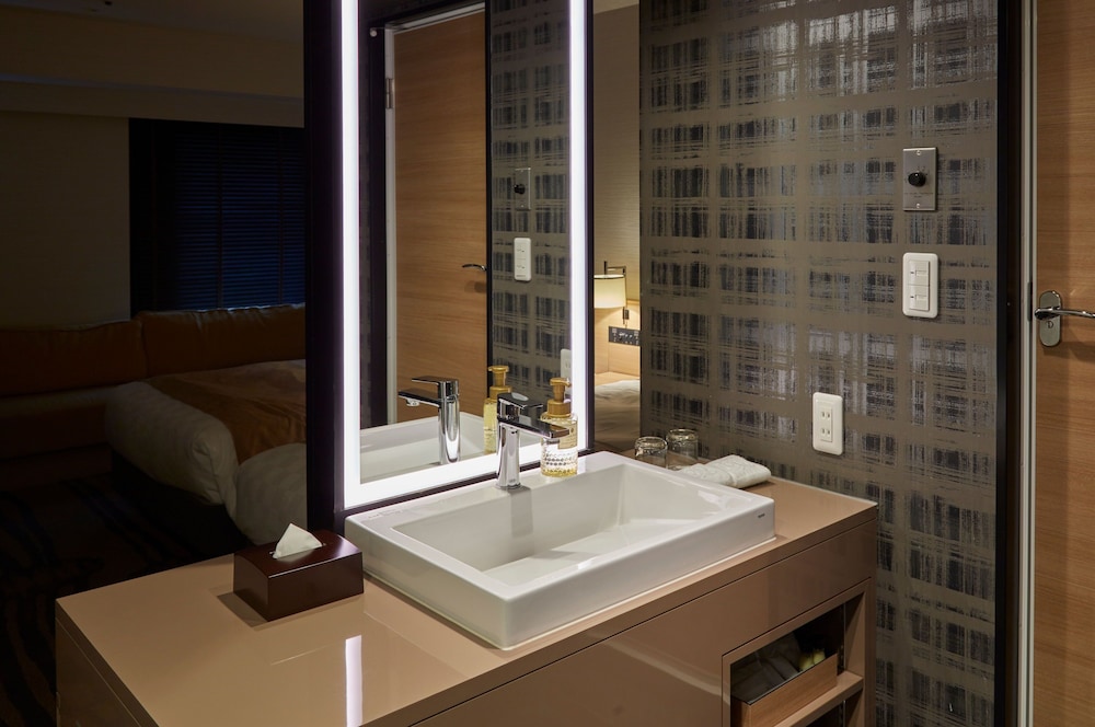 Sunshine City Prince Hotel 46/50