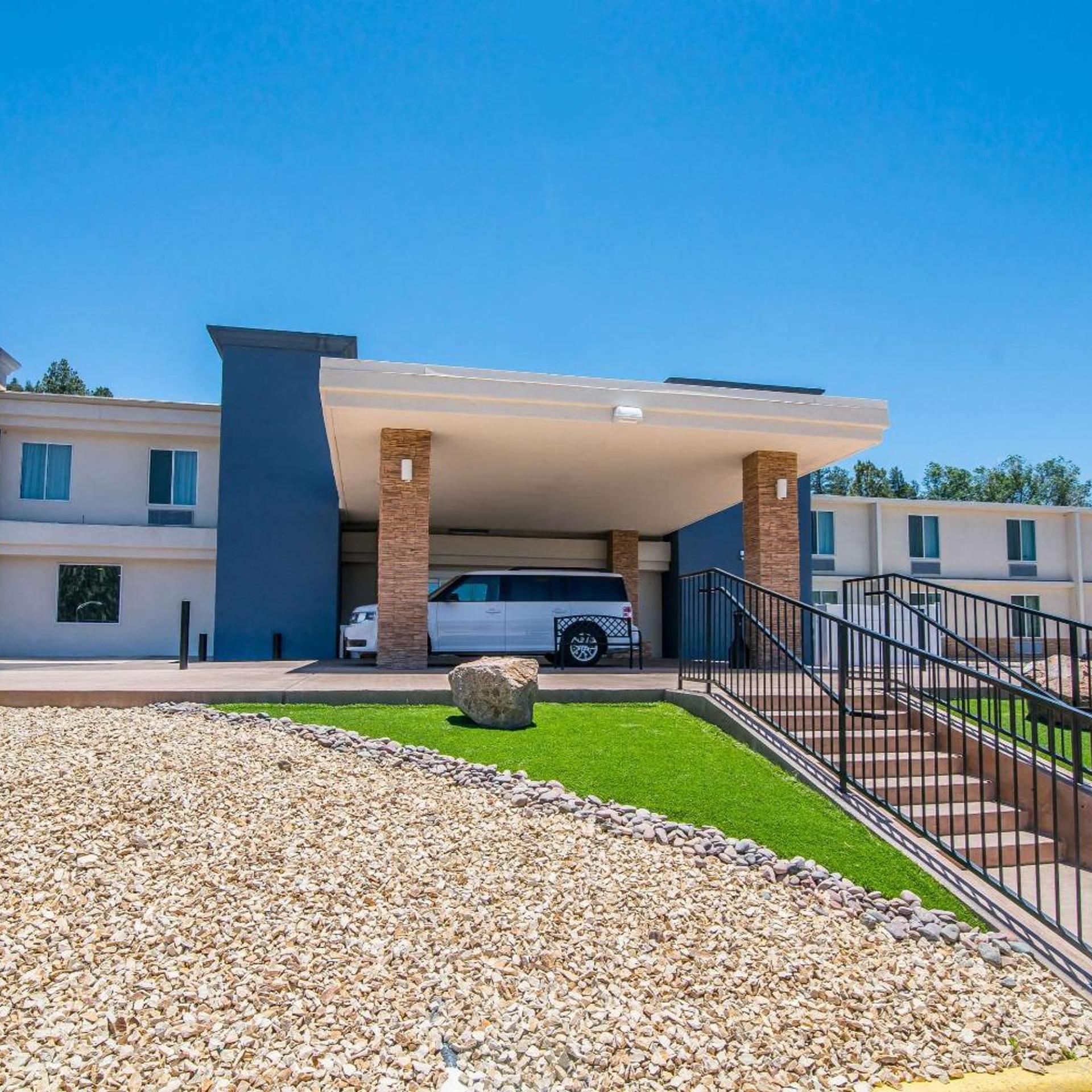 Elevate Hotel at Sierra Blanca 45/50