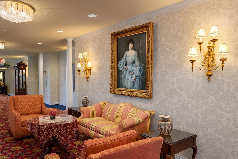 Carlyle Hotel 45/70