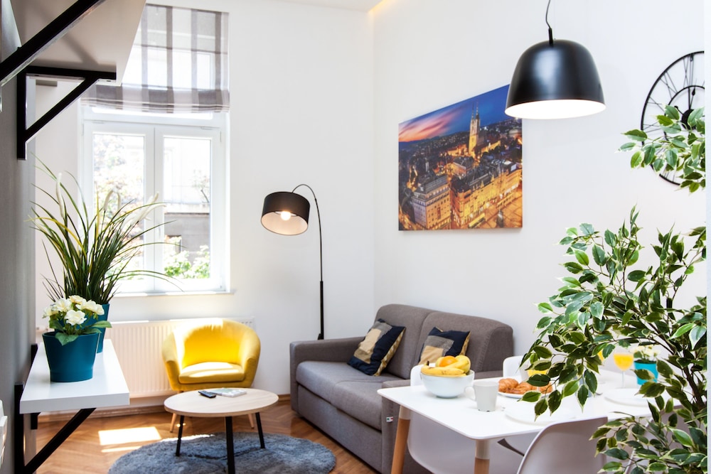Loox Serviced Apartments Hatzova 11/33