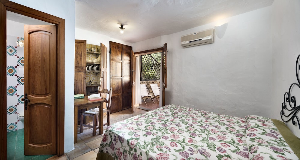 Residenza Capriccioli 15/50