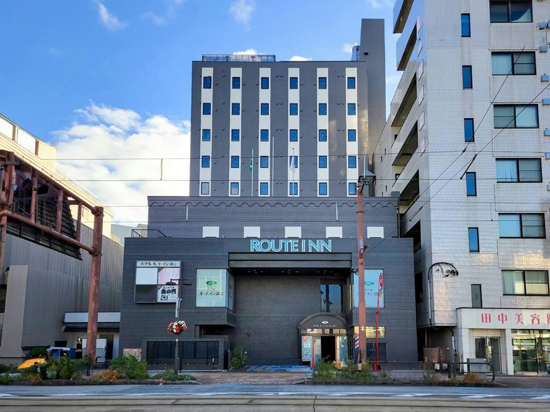 Route Inn Toyama Ekimae Hotel 1/2