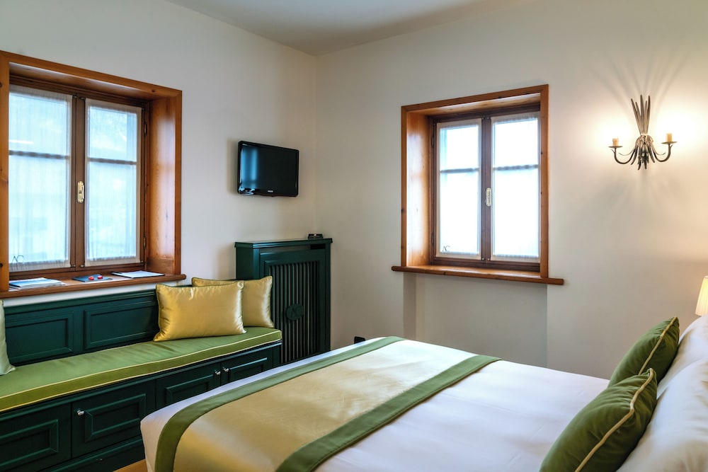 Ambra Cortina Luxury Fashion Boutique Hotel 16/55