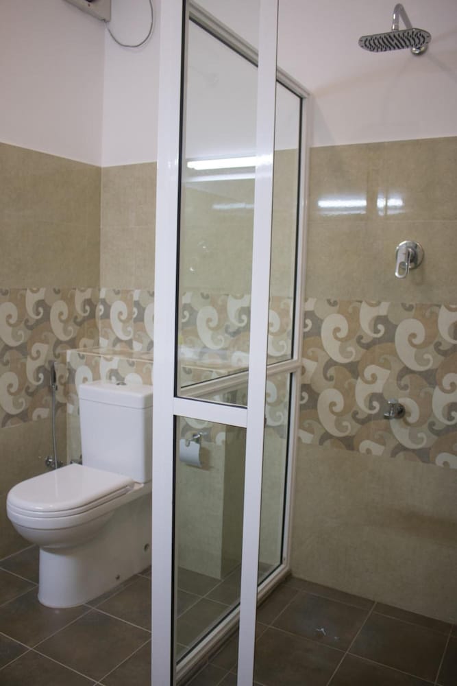 The Suite 262 45/50