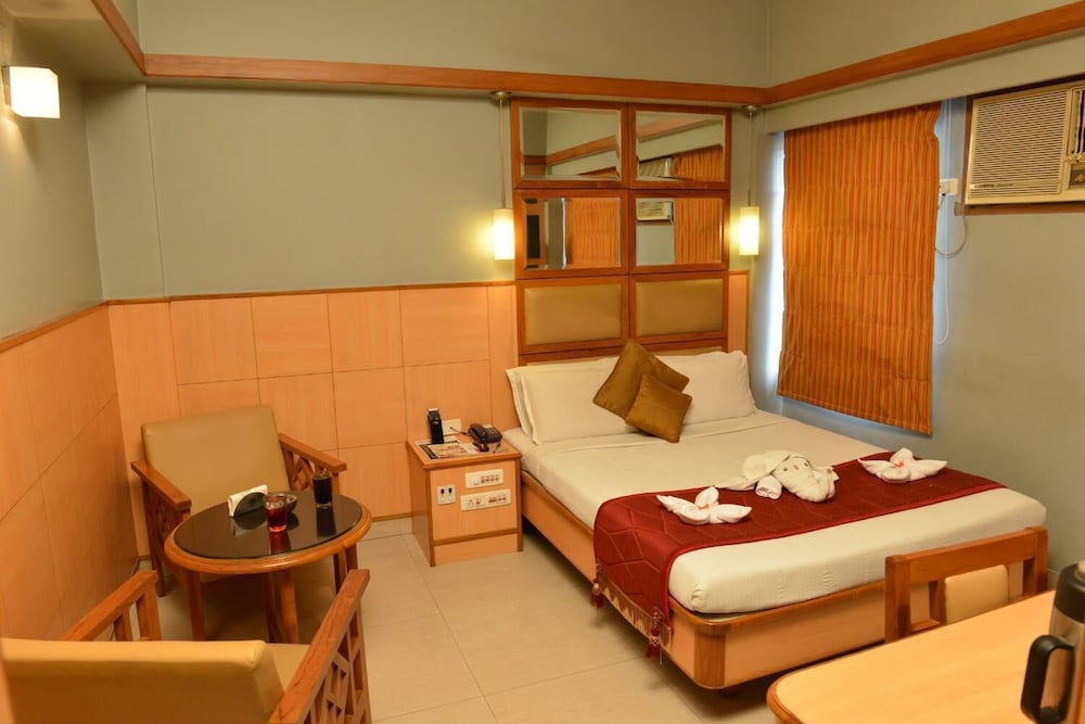Sree Bharani Hotel 12/27