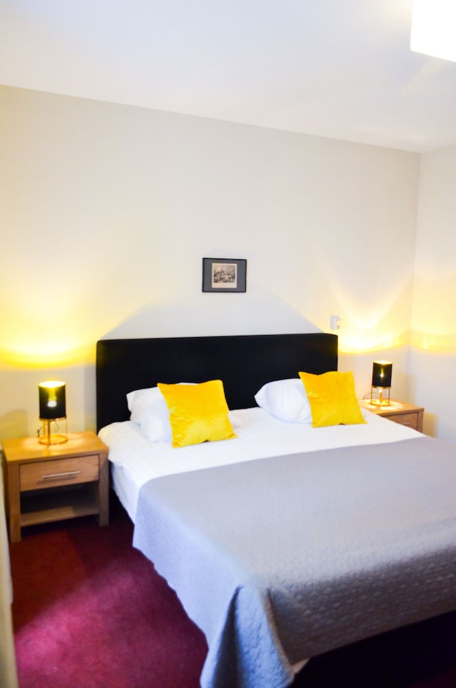 SUPERIOR, DOUBLE BED