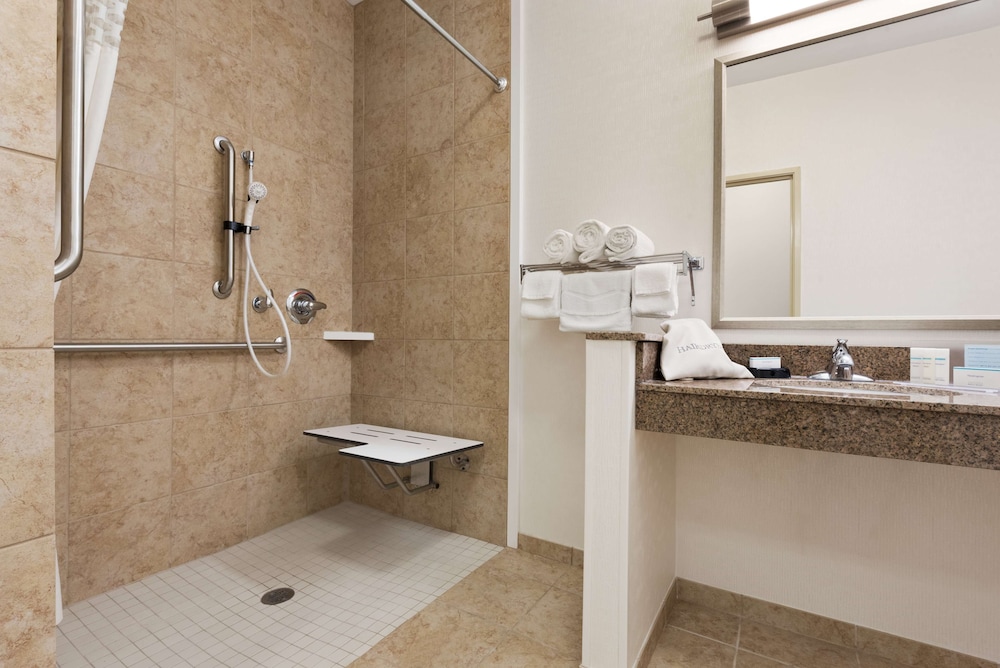 Hampton Inn Minneapolis/St. Paul-Woodbury 11/30